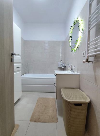 Apartament cu 2 camere decomandat în Drumul Taberei