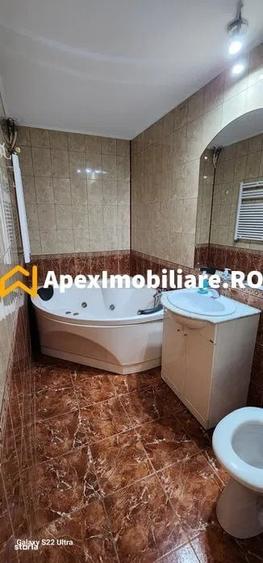 Garsonieră decomandată în Vitan