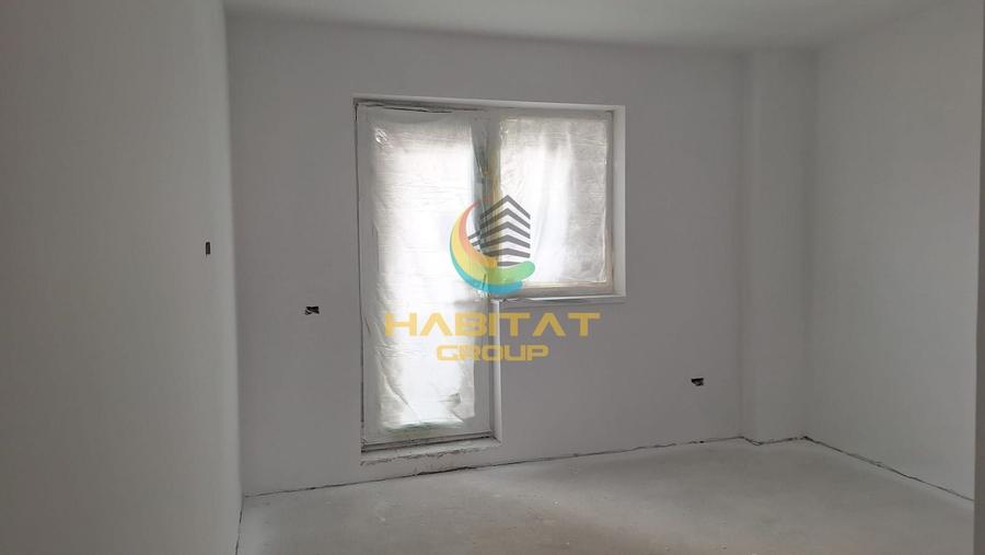 Apartament cu 3 camere decomandat în Berceni