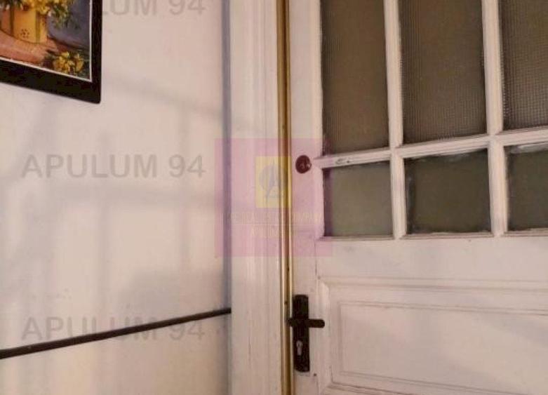 Apartament cu 7 camere decomandat, mobilat în Plevnei