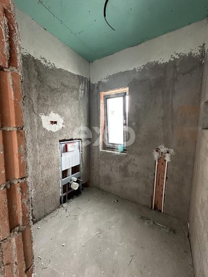 Casă individuală cu 4 camere cu Canalizare în Clinceni