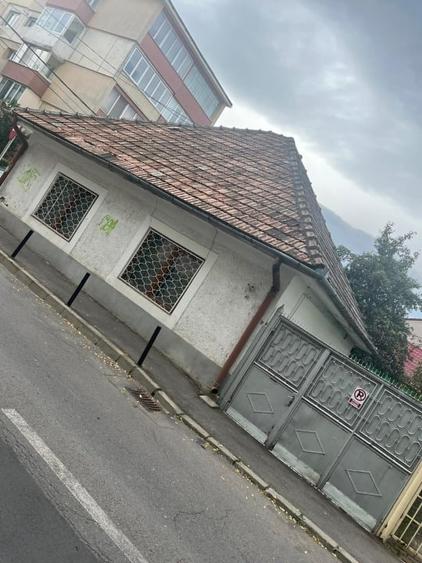 Casă individuală cu 2 camere cu Canalizare în Astra