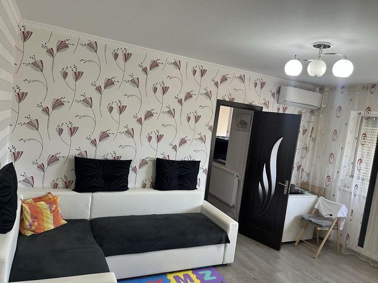 Apartament cu 2 camere decomandat în Exterior Vest