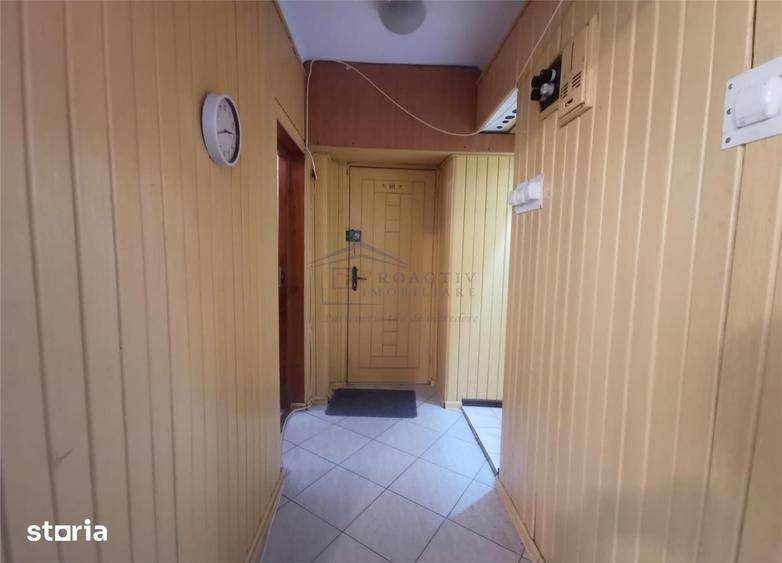 Apartament cu 2 camere nedecomandat în Central