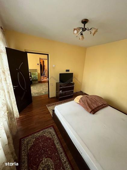 Apartament cu 2 camere nedecomandat în Podu Roș