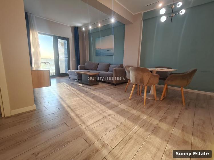 DE VÂNZARE — 3 CAMERE, B-DUL MAMAIA, DELFINARIU, VEDERE LAC