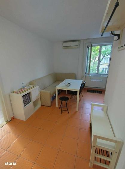 Garsonieră în Brâncoveanu