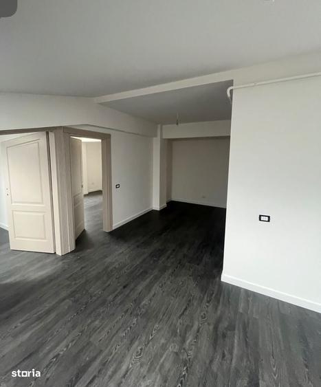 Apartament cu 3 camere în Bucium