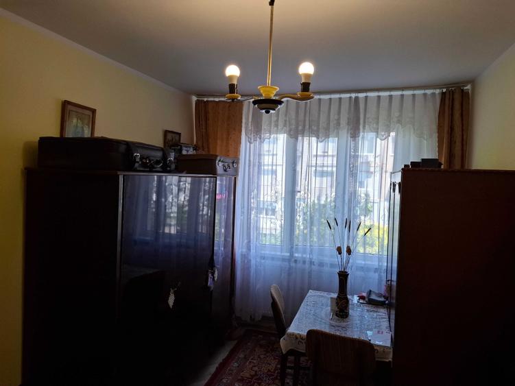 Apartament cu 2 camere decomandat în Micro 19