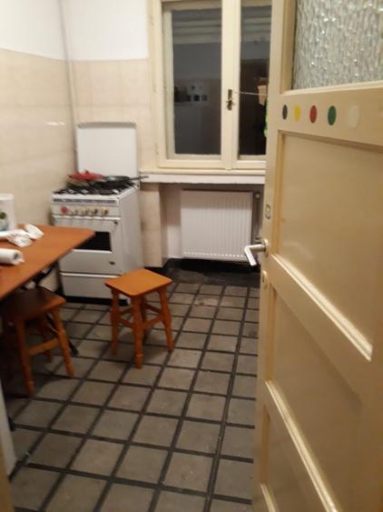 Apartament cu 2 camere semidecomandat în P-ța Dorobanți