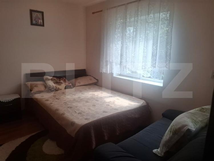 Casă individuală cu 3 camere cu Canalizare în Crângurile de Jos