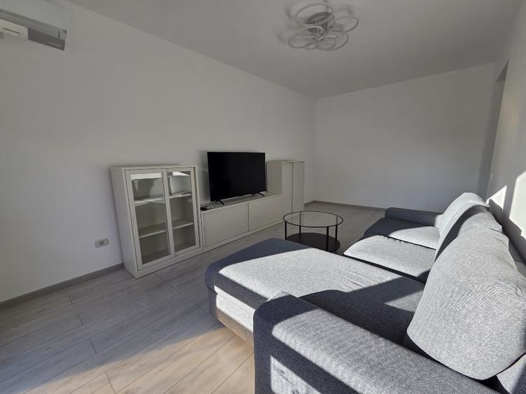 Apartament cu 2 camere decomandat în Fundeni
