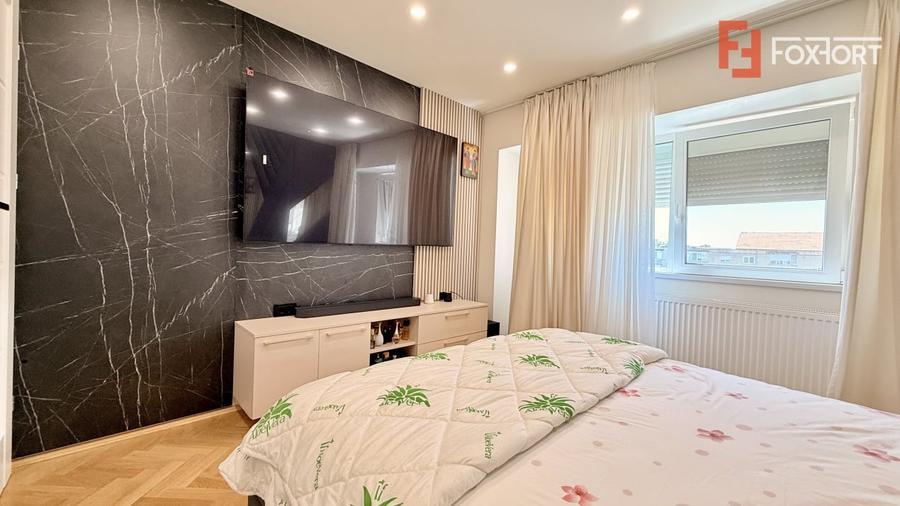 Apartament cu 2 camere decomandat, mobilat în Soarelui