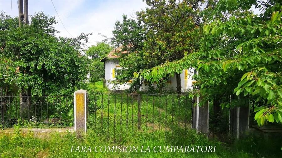 Teren de 2539 mp, în Căzănești (Râmnicu Vâlcea)