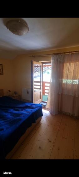 Casă cu 4 camere cu Teren 1079 Mp în Hidiș