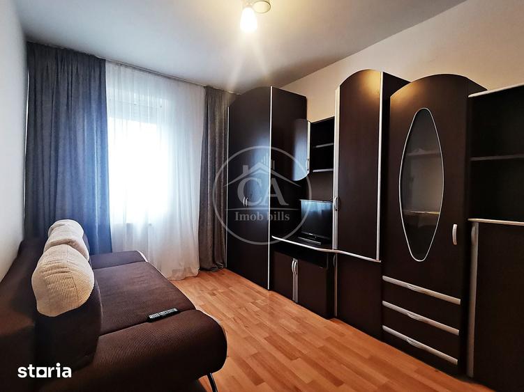 Garsonieră decomandată în Vest