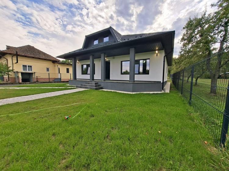Casă individuală cu 3 camere cu Teren 1000 Mp în Băiculești