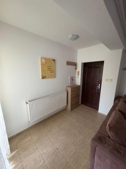 Apartament cu 3 camere decomandat, mobilat în Unirea
