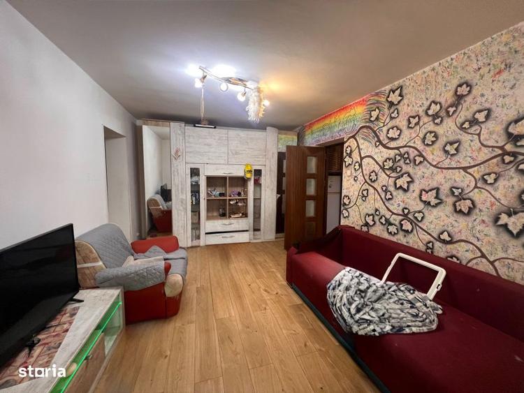 Apartament cu 2 camere semidecomandat, mobilat în Calea București