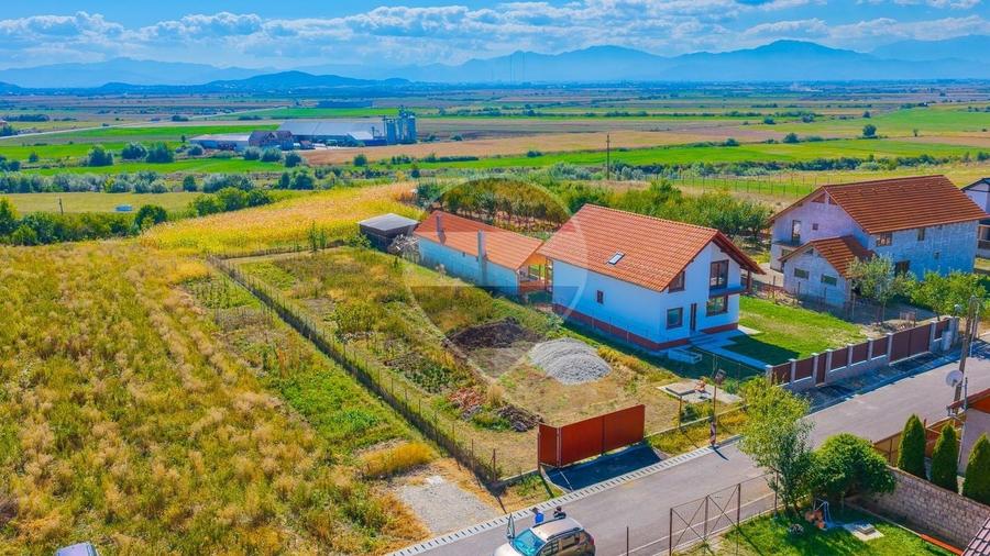 Teren Construcții intravilan de 1200 mp, în Feldioara