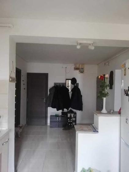 Apartament cu 4 camere decomandat în Cotroceni