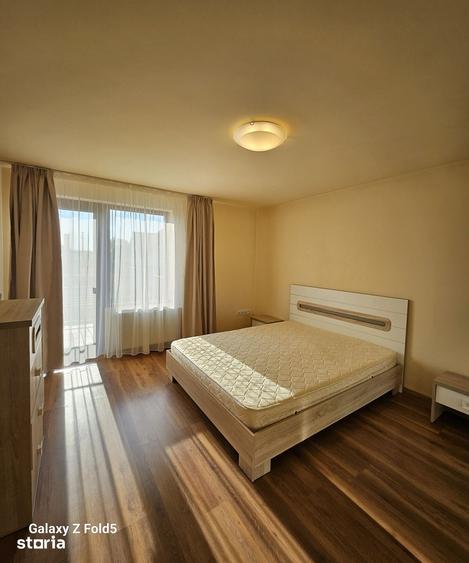 Casă cu 4 camere cu Teren 490 Mp în Central