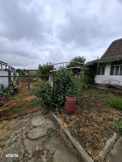Teren de 1260 mp, în Giarmata
