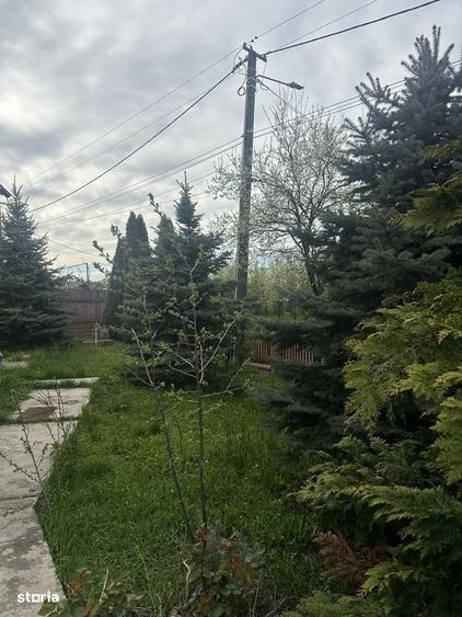 Casă cu 4 camere decomandat în Cornu