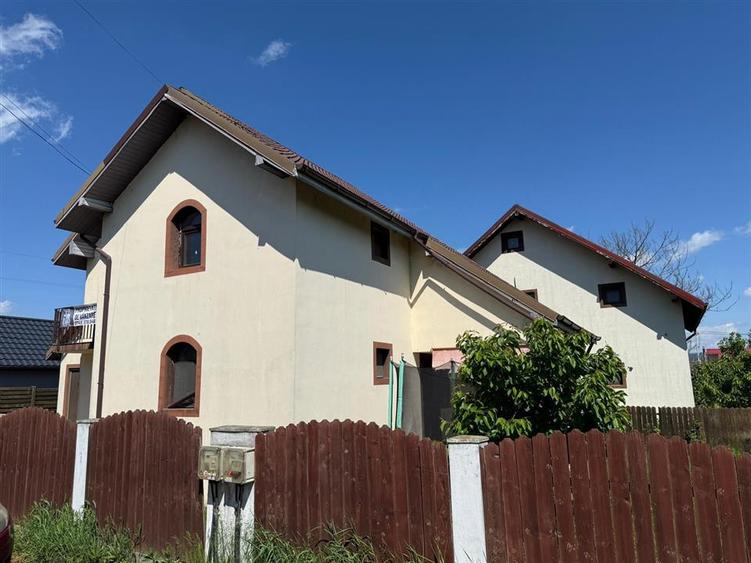 Vila 4 camere Lunca Cetatuii Str Trandafirilor - 12