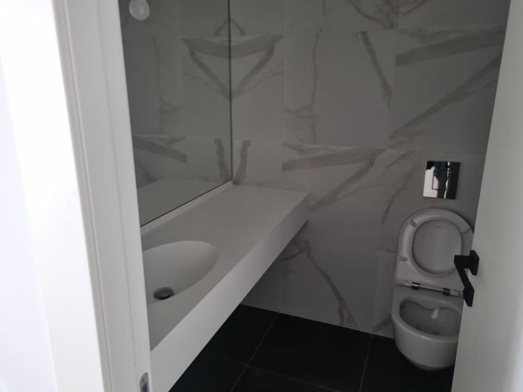 Vanzare Apartament 4 camere One High District  2 locuri Parcare Incluse in pret - 5
