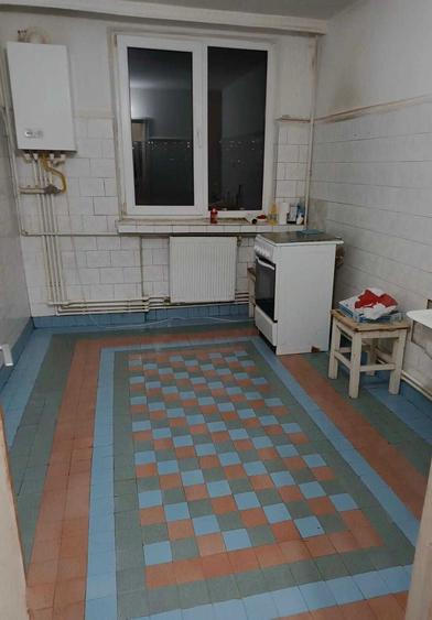 Apartament cu 2 camere semidecomandat în Exterior Vest
