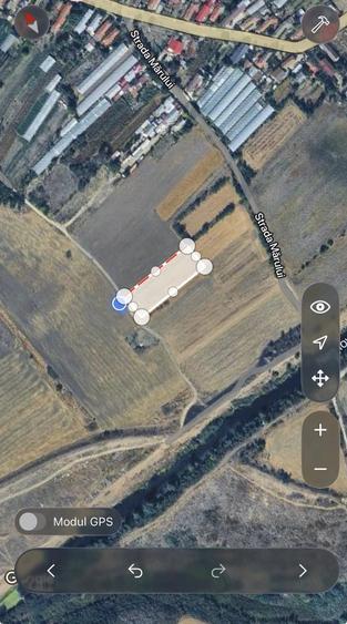 Teren de 2100 mp, în Falaștoaca