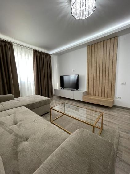 Apartament cu 2 camere decomandat, mobilat în Tomis II