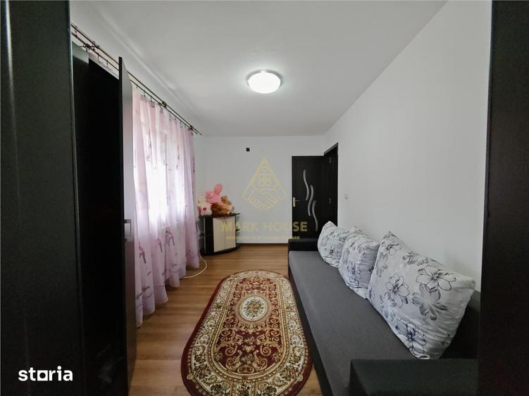 Casă cu 6 camere cu Teren 800 Mp în Gârleni