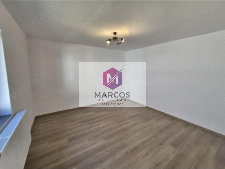Vand casa in zona Blocului 800 - 9