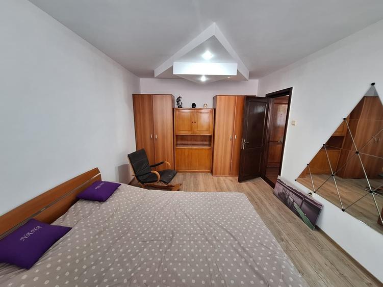 Apartament cu 2 camere semidecomandat în Exterior Vest