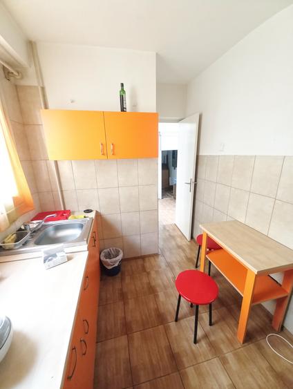 Apartament cu 2 camere decomandat în Progresul