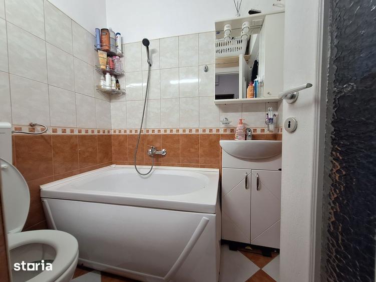 Garsonieră semidecomandată, mobilată în UMT