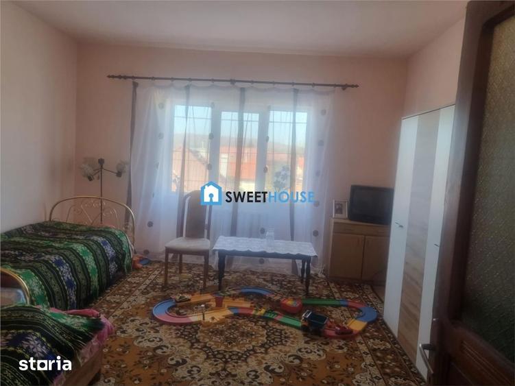 CASA CU ETAJ ZONA CETATII - 13