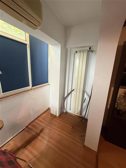 Apartament cu 4 camere decomandat în Inel II