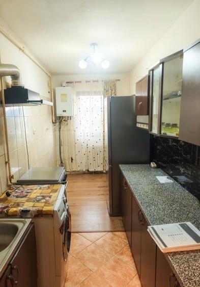 Inchiriez apartament 2 camere, 58 mp decomandat, zona Garii, langa scoala si gradinita ideal pentru familie - 3