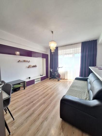 Apartament cu 3 camere decomandat, mobilat în Dobroești