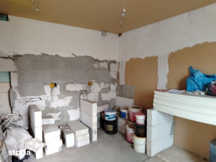 Apartament cu 4 camere decomandat în Gării