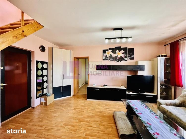 Apartament cu 3 camere în Vasile Aaron