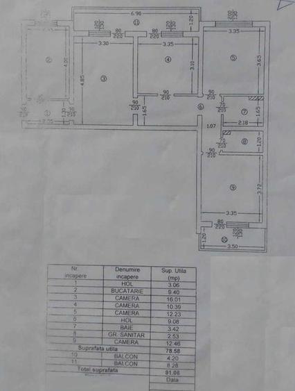 Apartament cu 4 camere semidecomandat în Tătărași