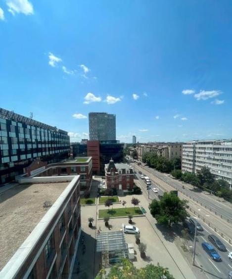 Apartament cu 2 camere semidecomandat, mobilat în Dorobanți