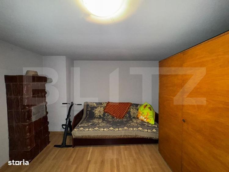 Casă cu 4 camere cu Teren 5594 Mp în Central