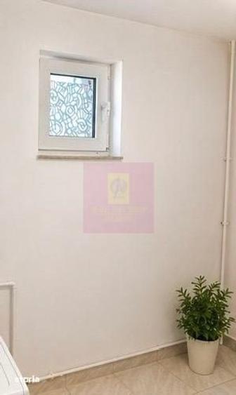 Casă cu 5 camere cu Teren 2875 Mp în Roata de Jos