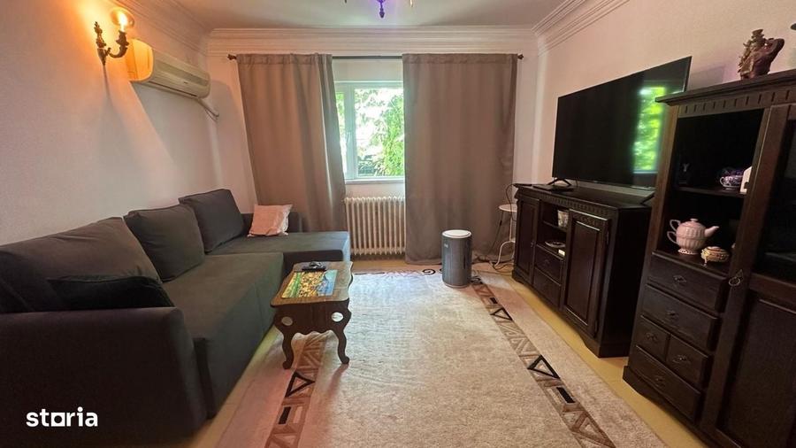 Casă cu 4 camere cu Teren 390 Mp în Bucureștii Noi