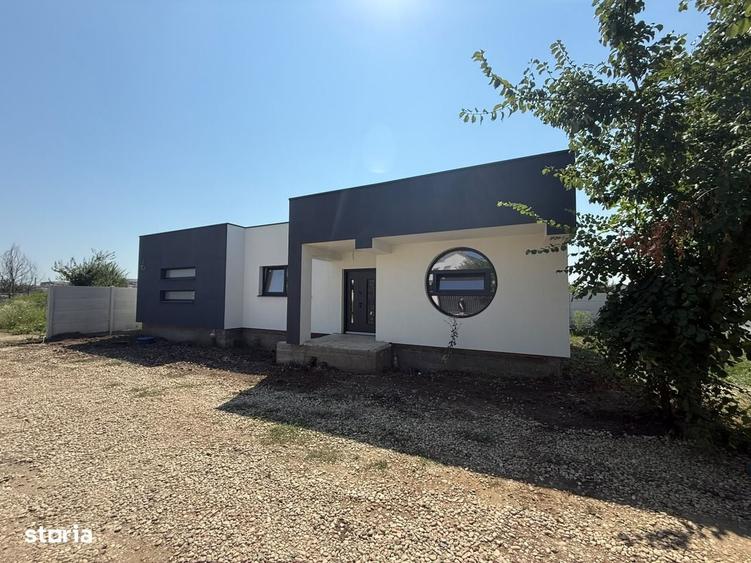 Casa individuala pe parter 4 camere Comision 0 - 10